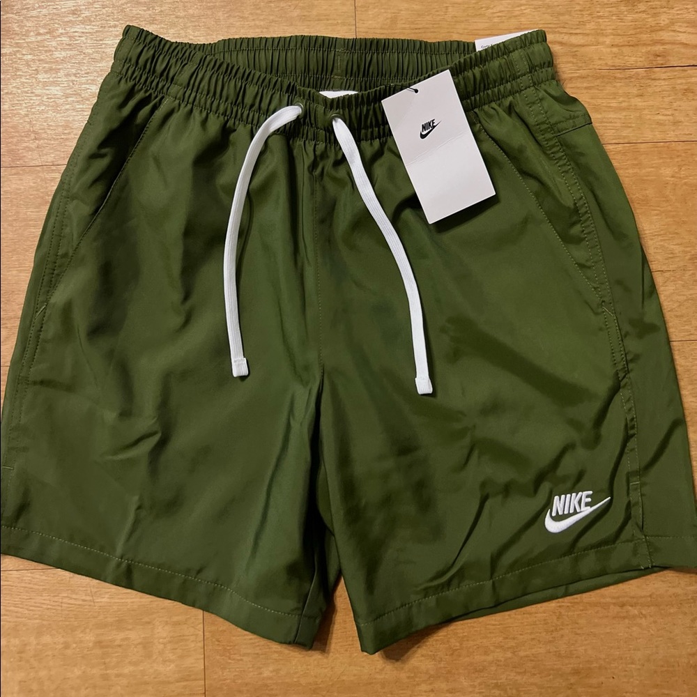 Mens Nike Woven shorts